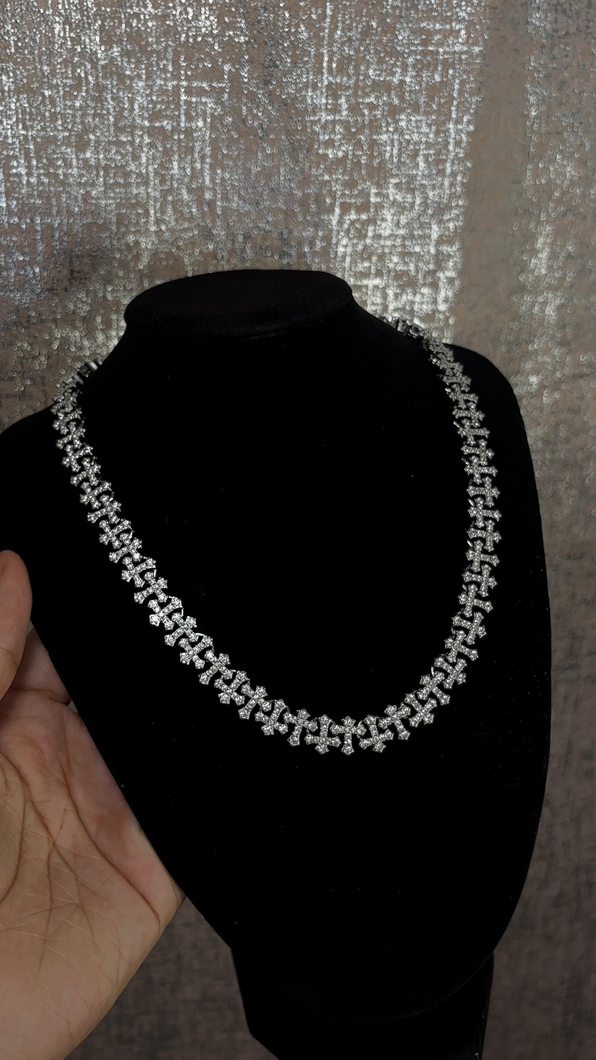 Everlasting necklace